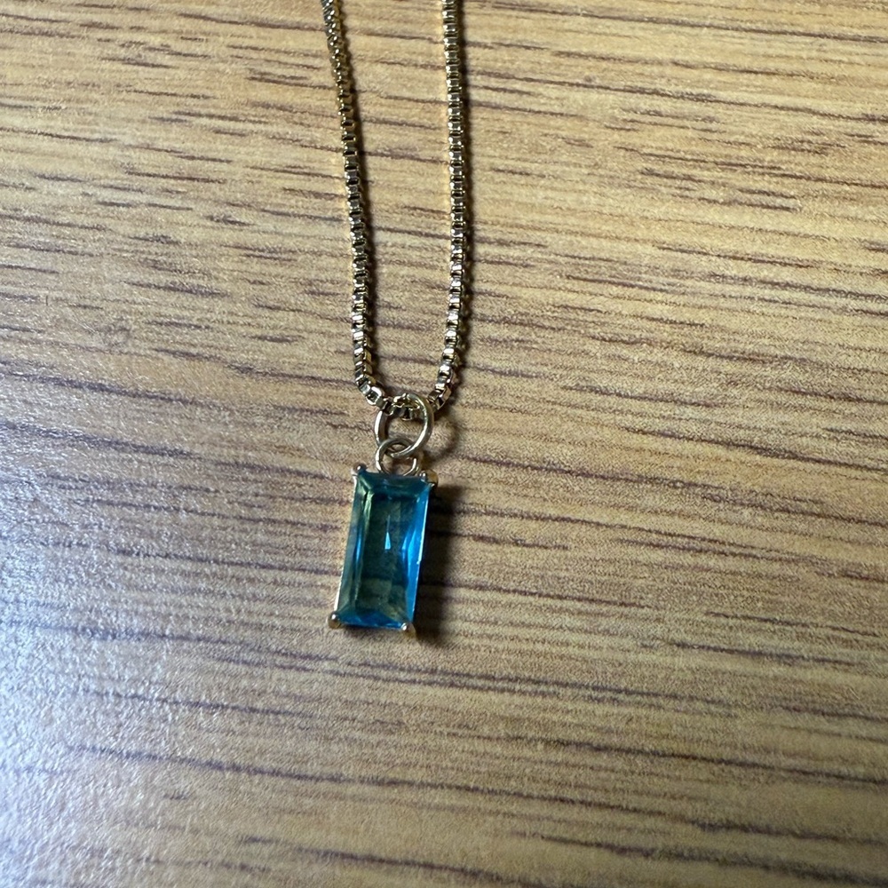 Vonkansy Silver Necklace – Rectangle Blue Gem Pendant – 16” Chain – New